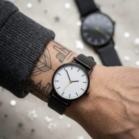 Reloj Yellow Line