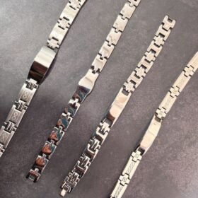 Pulseras de Acero 1