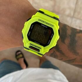 Reloj Nikki