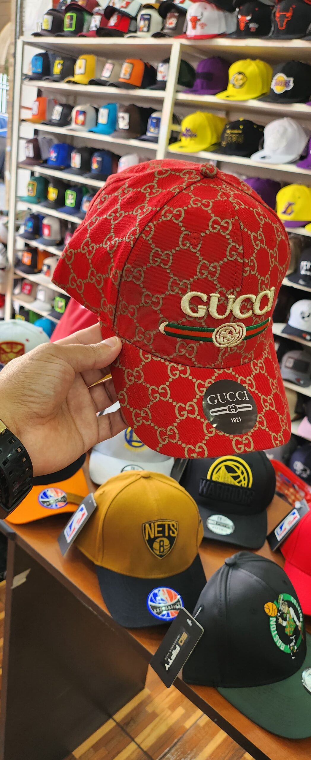 Gorra 208