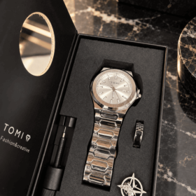 Reloj TOMI 3 (con caja, anillo y herramienta)