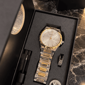 Reloj TOMI 4 (con caja, anillo y herramienta)
