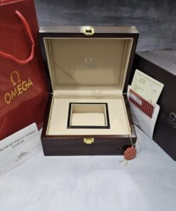 Packaging Premium Omega