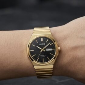 Reloj Casio E735 5